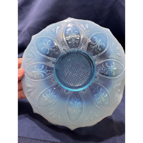 Vintage Blue Opalescent Glass Candy Serving Dish Fleur-de-lis Design - Picture 6 of 10